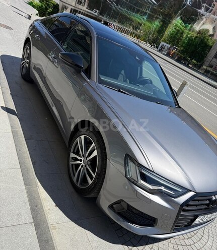 Audi A6-2