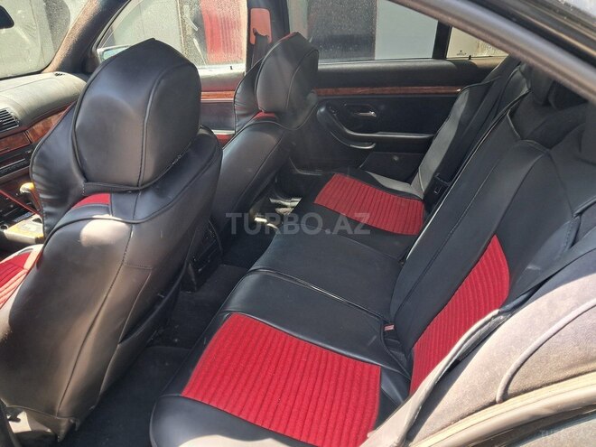 BMW 523-4