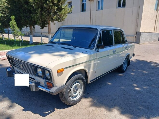 LADA (VAZ) 2106-7