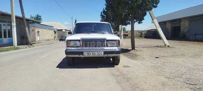 LADA (VAZ) 2107-1