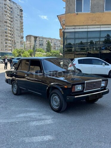 LADA (VAZ) 2107-5