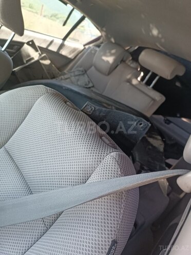 Honda Insight-3