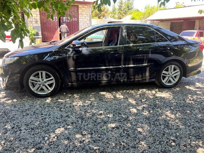 Toyota Camry-10