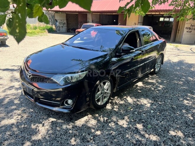 Toyota Camry-6