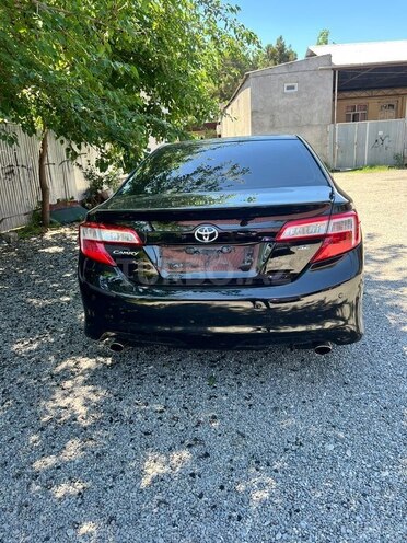 Toyota Camry-2