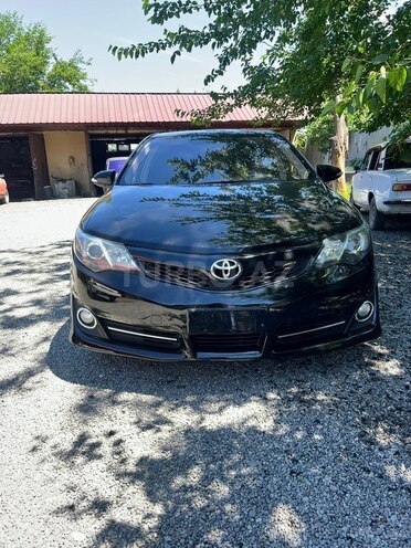 Toyota Camry-1