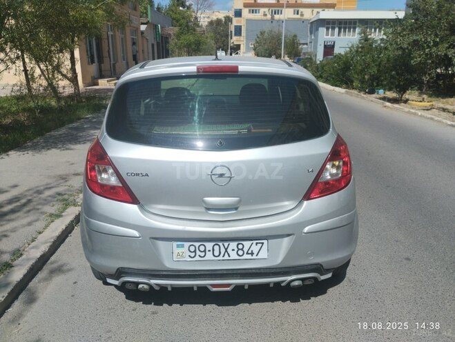 Opel Corsa-2