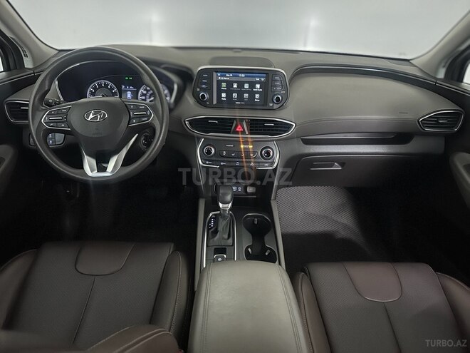 Hyundai Santa Fe-17
