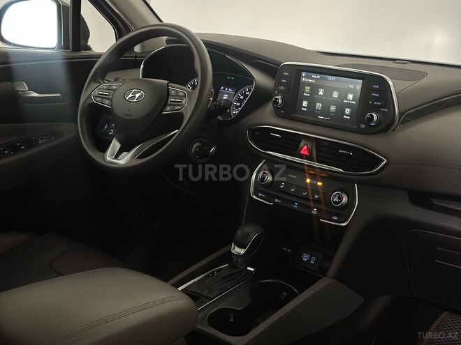 Hyundai Santa Fe-16