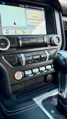 Ford Mustang-11