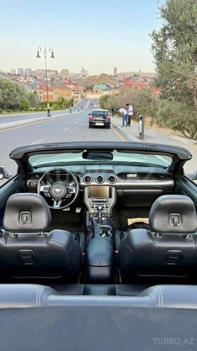 Ford Mustang-10