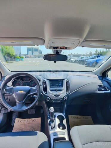 Chevrolet Cruze-10