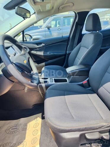 Chevrolet Cruze-15