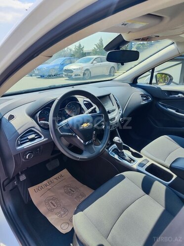 Chevrolet Cruze-7