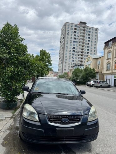 Kia Rio-1