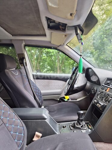 Mercedes C 200-5