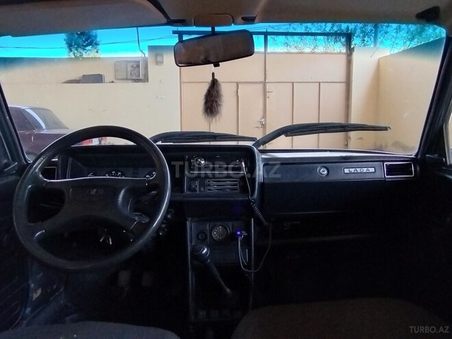 LADA (VAZ) 2107-4