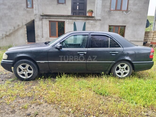 Mercedes C 200-12