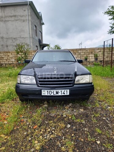 Mercedes C 200-10