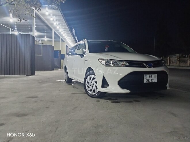 Toyota Corolla Fielder-8