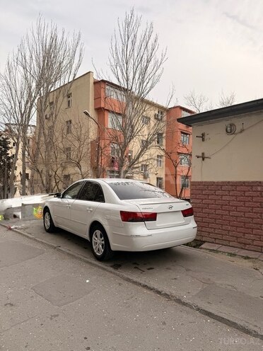 Hyundai Sonata-6