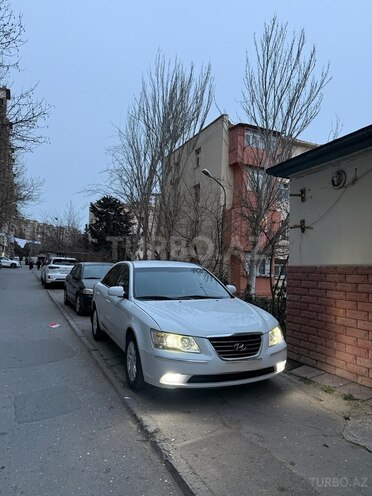 Hyundai Sonata-2