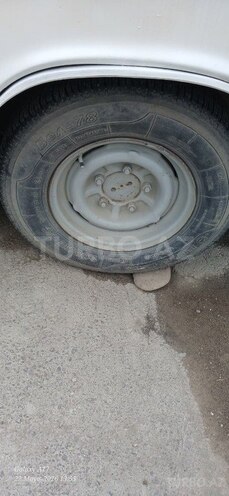 GAZ 24 "Volga"-9