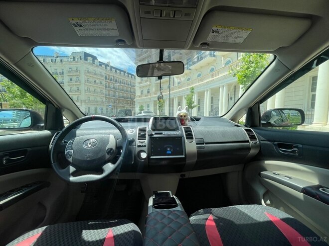 Toyota Prius-3