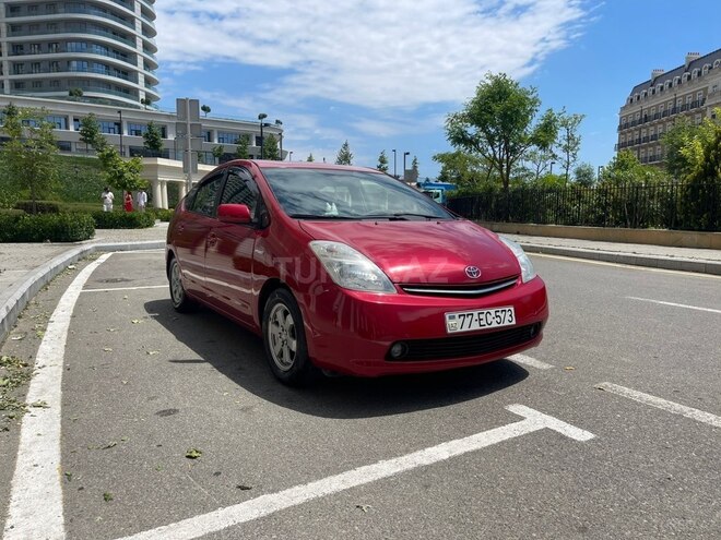 Toyota Prius-5
