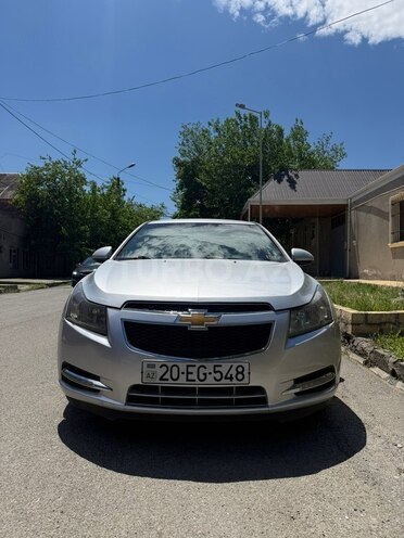 Chevrolet Cruze-1