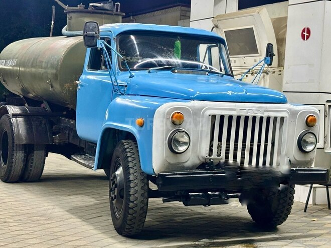 GAZ 53-2