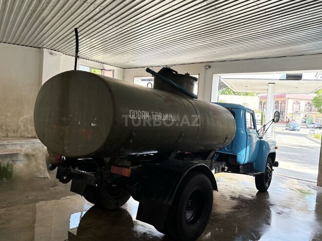 GAZ 53-3