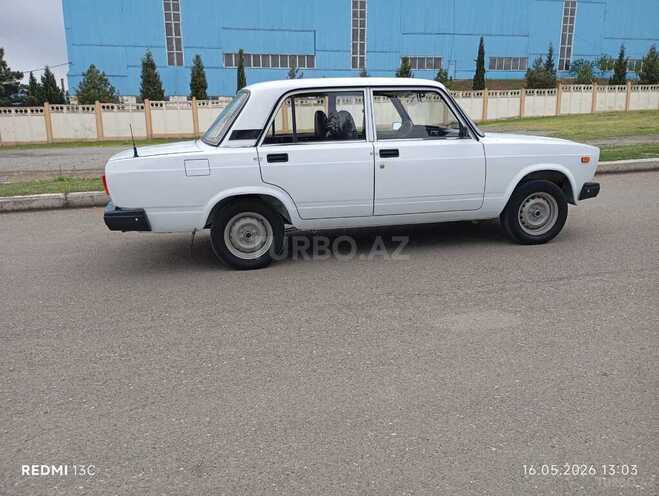 LADA (VAZ) 2107-4