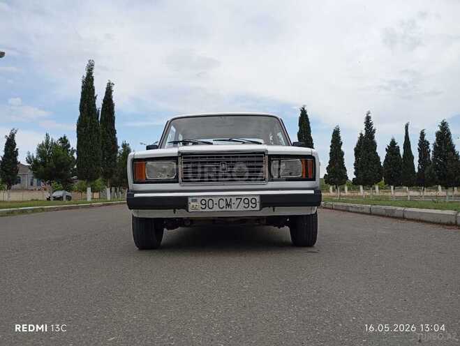 LADA (VAZ) 2107-1