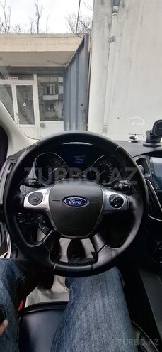 Ford Focus-6