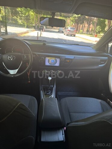 Toyota Corolla-3