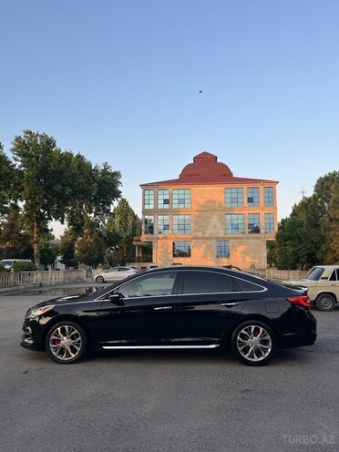 Hyundai Sonata-4