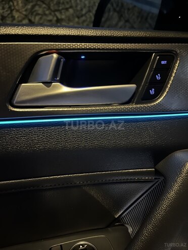Hyundai Sonata-17