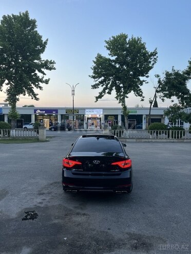 Hyundai Sonata-11