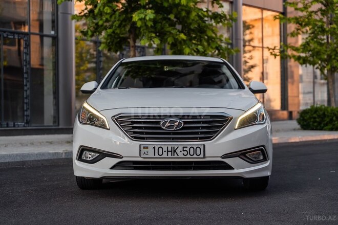 Hyundai Sonata-2