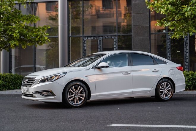 Hyundai Sonata-5