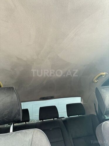 Mercedes E 220-18