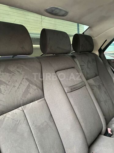Mercedes E 220-14