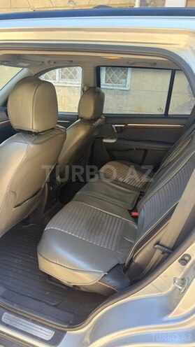 Hyundai Santa Fe-7