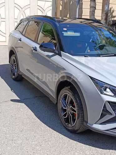 DongFeng Aeolus Shine GS-8