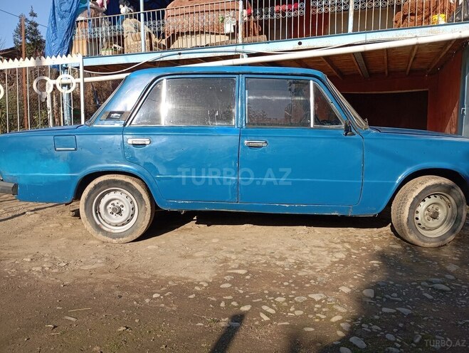 LADA (VAZ) 2106-4