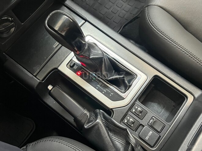 Toyota Land Cruiser Prado 2014, 140,000 km - 2.7 л - Bakı