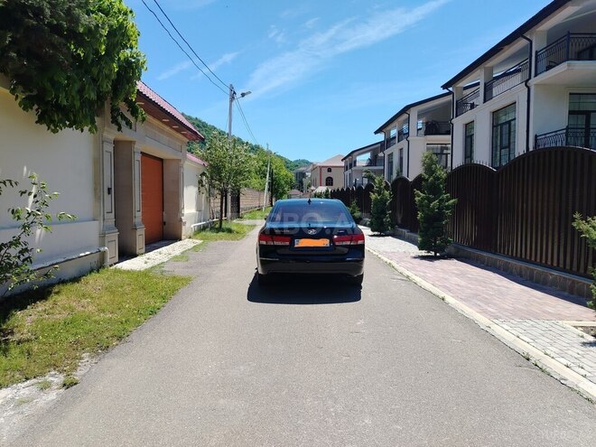 Hyundai Sonata-6