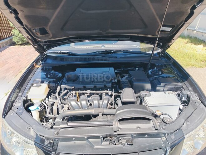 Hyundai Sonata-10