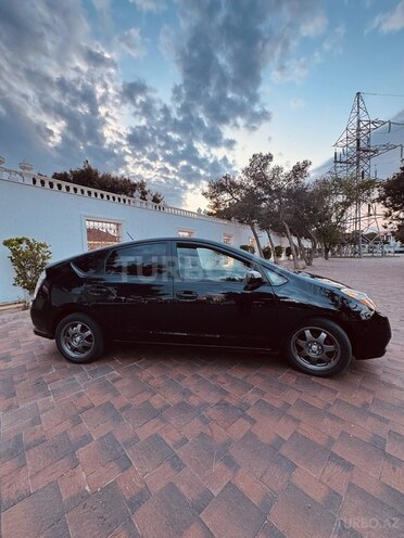 Toyota Prius-7